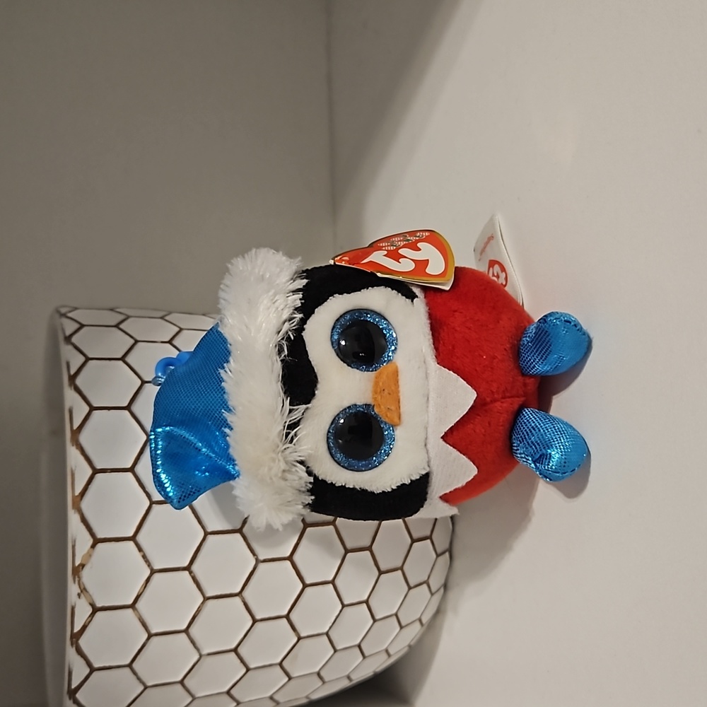 Penguin Ty keychain